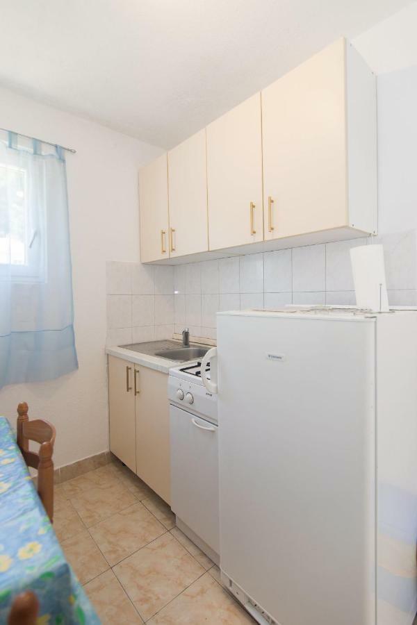 Apartments Robinzon Petar Gdinj Exterior foto