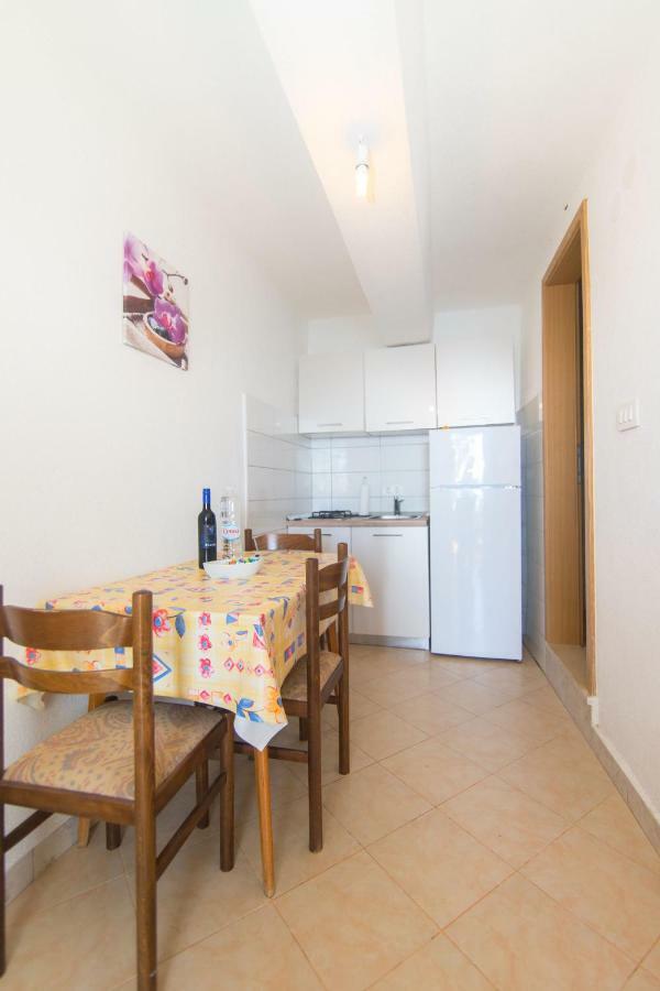 Apartments Robinzon Petar Gdinj Exterior foto